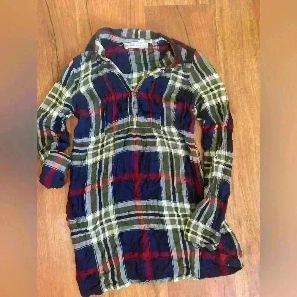 Woman’s XS Abercrombie and Fitch flannel